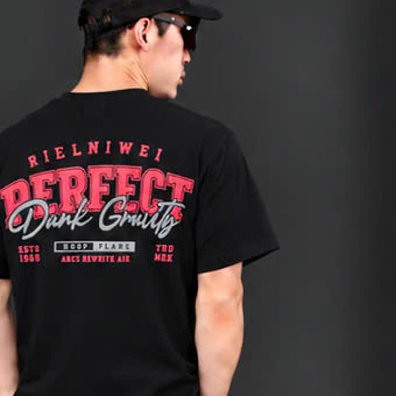 Áo phom rộng in nổi perfect – đen sỉ tại xưởng Hoàng Hưng